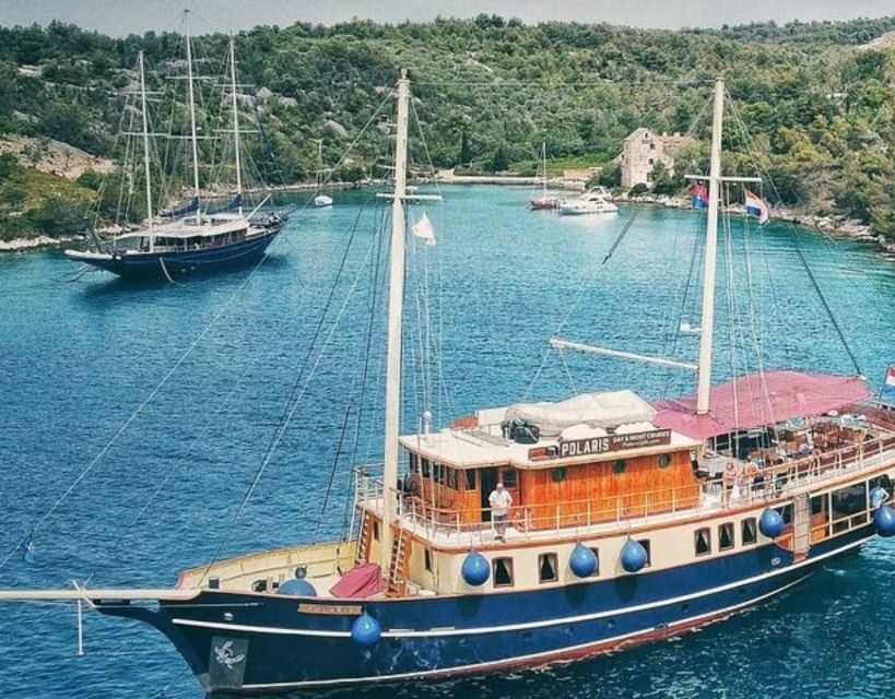 2-Hour Sunset Cruise Split - Kaštela Bay and Kozjak slopes: a bigger view beyond the city edge