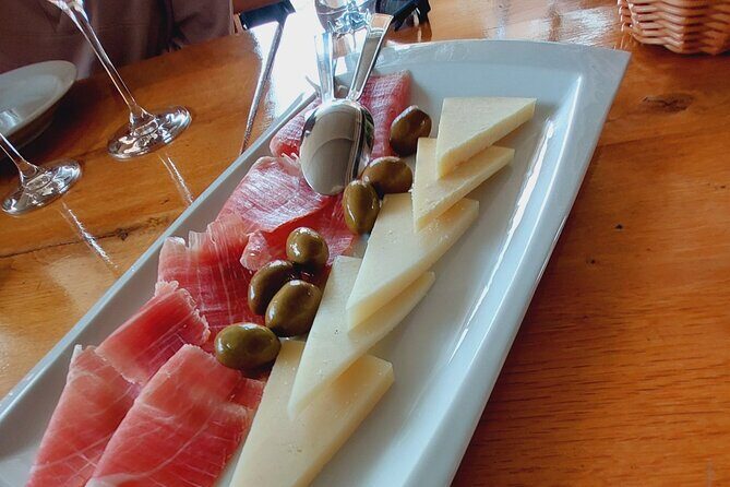 Authentic Private Tour NP Krka With local Lunch and Wine Tasting - Bibich Winery: Lunch and Wine Tasting That’s Built Into the Day