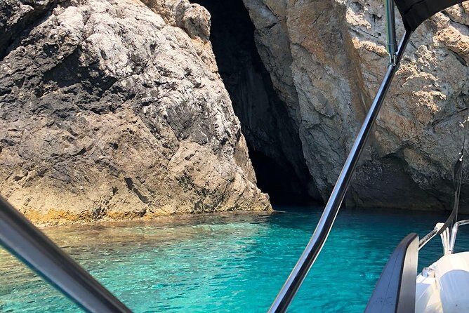 Blue cave & Hvar (5 Islands) private tour from Split or Trogir - Stiniva Cove: snorkel time in a dramatic pocket of sea