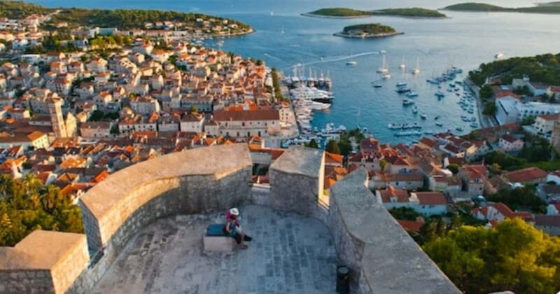 Blue Cave & Island-Hopping Tour with Snorkeling from Split - Boat Comfort and the Reality of a Speedboat Day