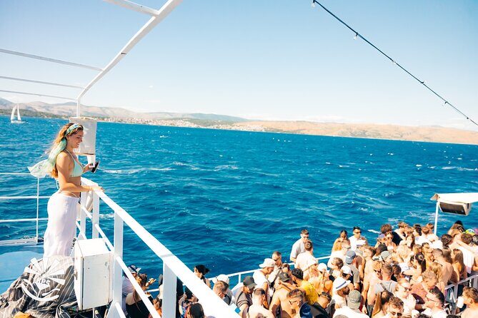 Boat Party Split - Who this boat party suits (and who should skip it)