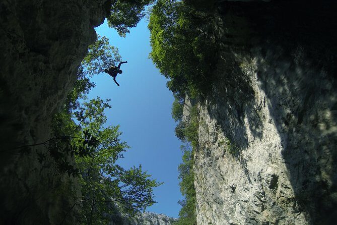 Canyoning basic on Cetina river from Omiš - What to bring for Cetina canyoning (and what Adventure Omiš provides)