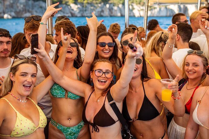 Captain’s Boat Party Split–Blue Lagoon Swim Stop + Free Shots &DJ - Key things to know before you go