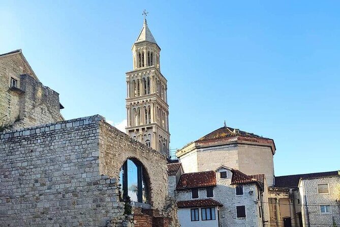 Diocletian's Palace Small Group Tour in Split - Vestibulum: The Palace’s Architectural “Handshake”