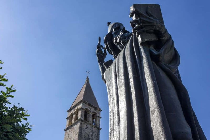 Essential Diocletian's Palace Tour for First-Time Visitors - Golden Gate to Peristil: the palace circuit that actually makes sense