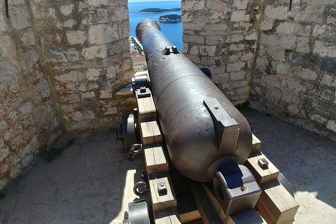 Explore Hvar, Brac and Solta on the Private Boat Trip - Unique Experience - Uvala Smrka’s short stop at a Yugoslav-era military relic