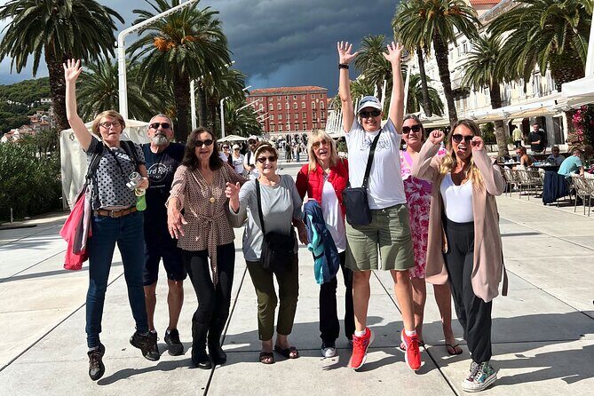 Food, walks & talks - The highlights of Split - Grgur Ninski statue: the wish ritual plus another chocolate hit