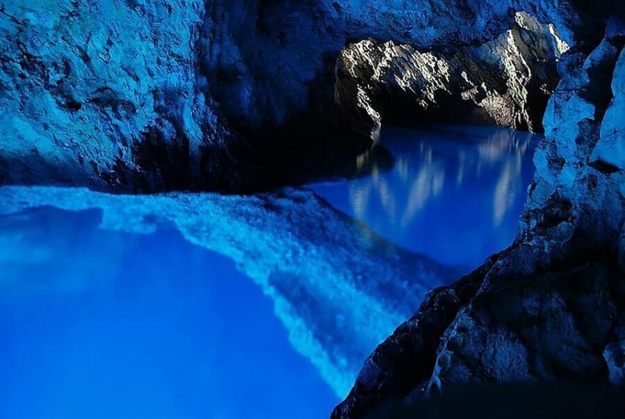 From Hvar: Blue cave group speedboat tour full day - Stiniva Cove: when the boat can’t enter, the dinghy makes it better