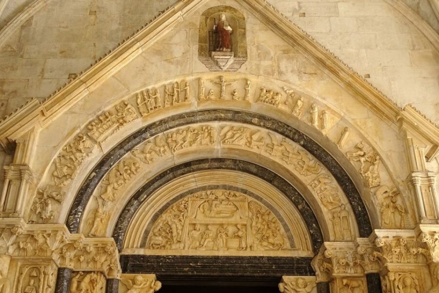 From Split: Half-Day Tour of Trogir Old Town in Small Group - The Half-Day Schedule: 45 Minutes Each Way and a Balanced Pace