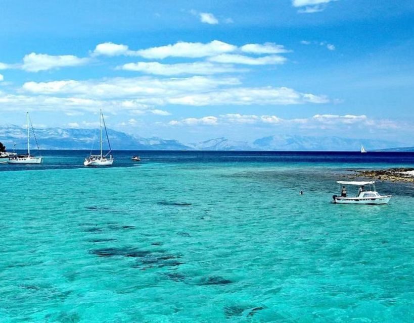 From Split: Islands & Blue Lagoon Cruise with Lunch & Drinks - From Split to Slatine: the day starts before the sightseeing