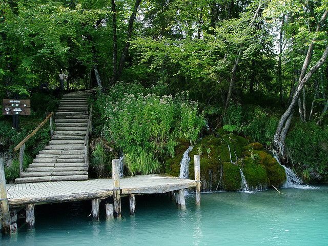 From Split or Trogir: Plitvice Lakes Private Tour - Kozjak Lake boat ride: one change of rhythm after the cascades