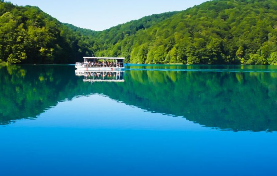 From Split: Plitvice Lakes Guided Tour with Entry Tickets - Should You Book This Plitvice Lakes Guided Tour From Split or Trogir?