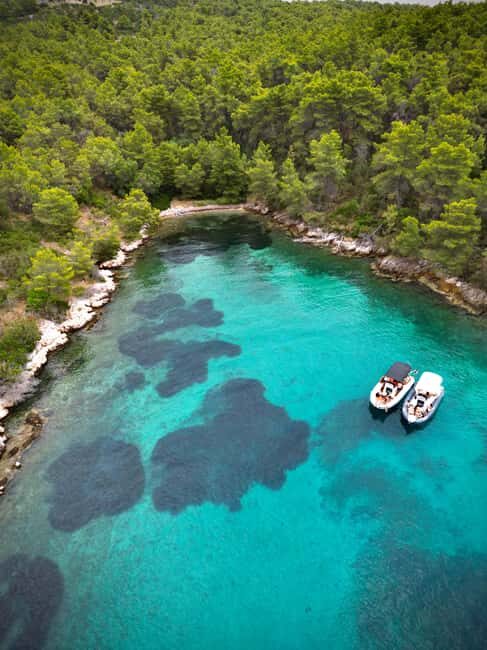 From Split: Trogir & Blue Lagoon Boat Tour with Snorkeling - Trogir’s Romanesque Old Town: Where Stone Details Actually Pay Off