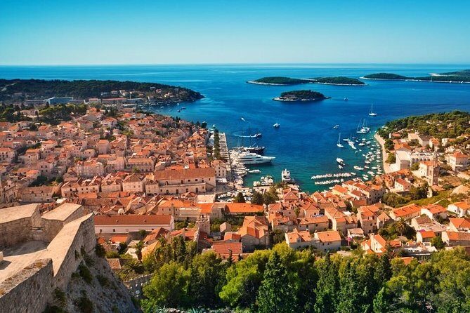 Full-Day Private Boat Tour to Golden Horn, Hvar & Pakleni Islands - Zlatni Rat Beach: the Golden Horn stop and why it changes