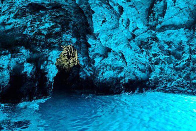 Full-Day Tour in Blue Cave and 5 Islands - All included - Stop 1: Blue Cave on Biševo (Where the Light Gets the Headline)