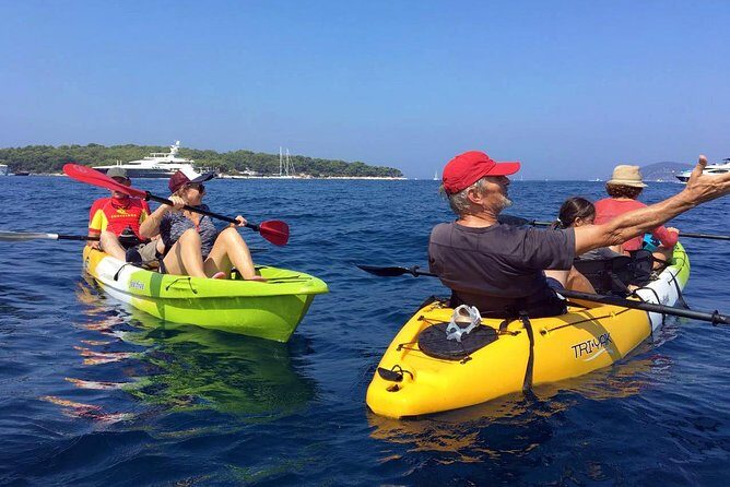 Guided kayaking tour to Pakleni islands - Lunch break and the Tri Grede 10% discount