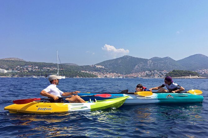 Guided kayaking tour to Pakleni islands - The day plan: 4–6 hours and a route your guide tailors
