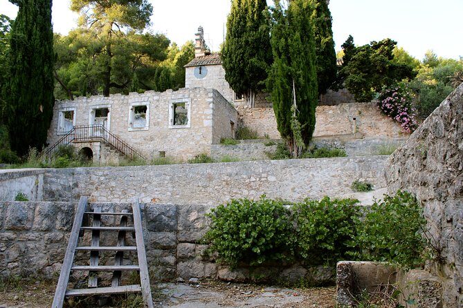 Hvar Charming Abandoned Village Small Group Tour and Local Dinner - Small-Group Size and Pickup: How This Gets You Better Value