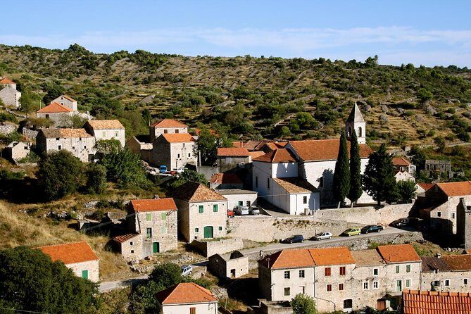 Hvar Hidden Gems Small Group Half Day Tour with Lunch or Dinner - From Brusje to rural roads: lavender and the island’s working side