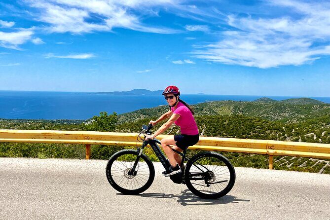 Hvar Island Guided E-Bike Adventure - Stop 1: Stari Grad Old Town and the Greek Foundation Story