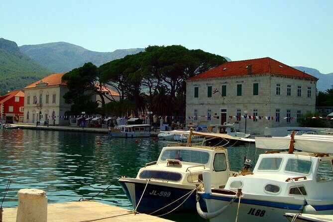 Hvar Private Walking Tour With A Professional Guide - Starting at St Stephen’s Cathedral: the town’s map in one spot
