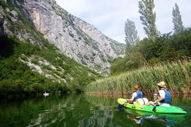 Kayaking and Snorkeling in Omiš - Start upstream: what the first stretch of paddling feels like