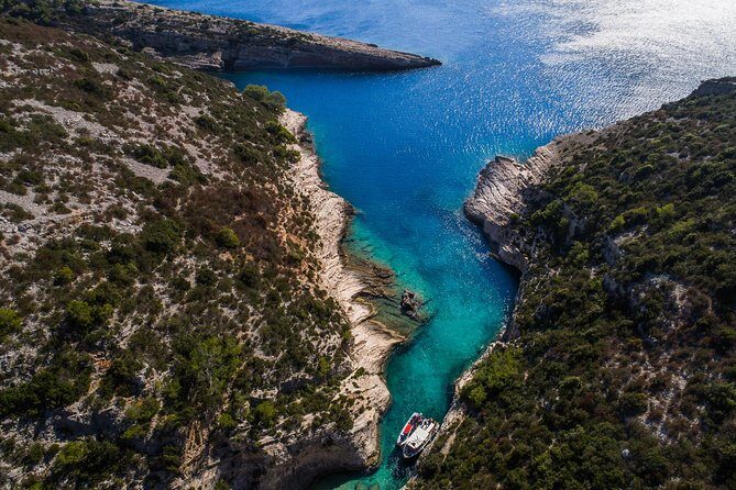 Luxury Blue Cave & 5 Islands Tour from Split - Weather, Missed Entries, and How to Handle It