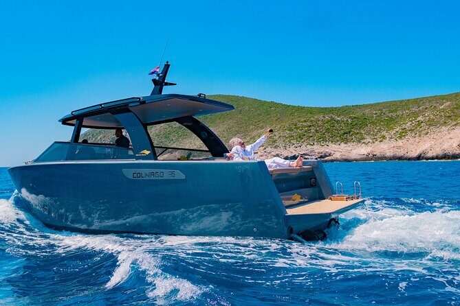Luxury Blue Cave & Five Islands Tour from Split - Pakleni Islands and Palmižana Bay: Hvar’s playground