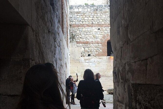 "Not Today" - Game of Thrones and History of Split Private Guided Walking Tour - Thrones and history in Split’s Diocletian Palace walls