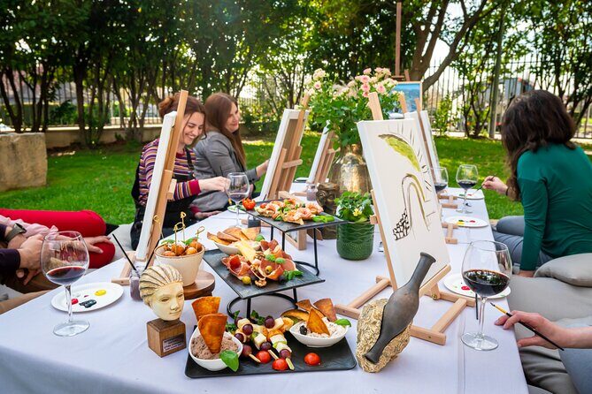 Paint Away: Ancient Salona Tour with Wine, Dine, and Delight! - Two stops, one story: Diocletian’s Split and ancient Salona