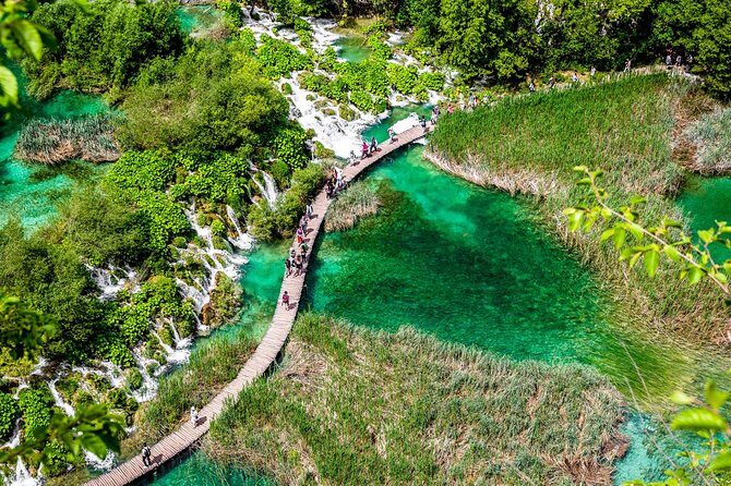 Plitvice Lakes Guided tour with Entrance ticket included - Why This Plitvice Day Trip From Split Feels Efficient