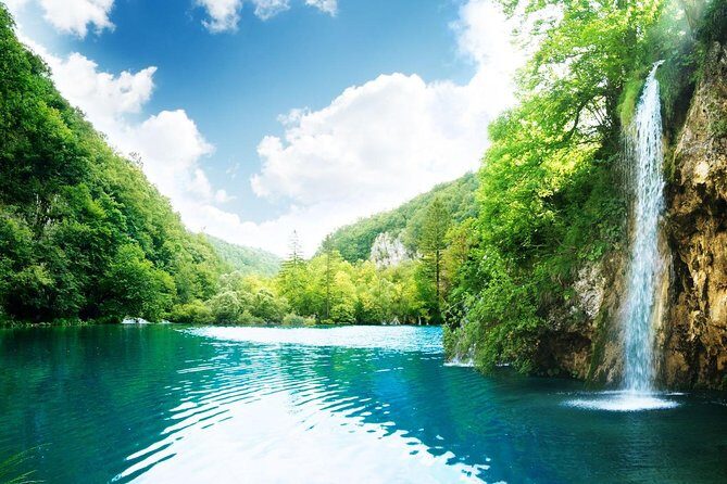 Plitvice Lakes National Park Day Trip from Omiš - Long day rhythm: planning your energy for a 12-hour total