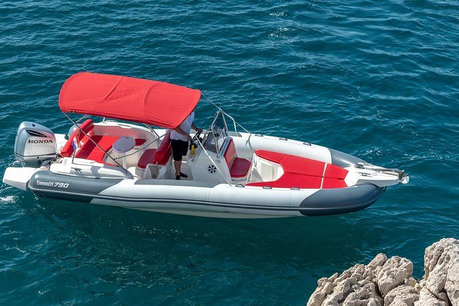 Private Blue Lagoon and island Solta speedboat tour - FULL DAY - Blue Lagoon and Krknjaši: the swim-and-snorkel centerpiece
