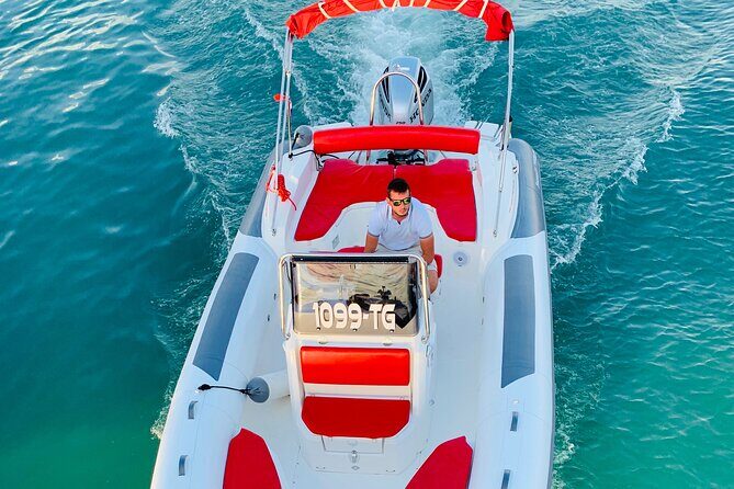 Private Blue Lagoon and island Solta speedboat tour - FULL DAY - Maslinica on Šolta: beaches, coffee breaks, and sea views