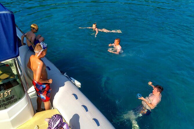 Private boat tour to Blue Lagoon & 4 Islands - Maslinica on Šolta: small port charm and a breather from the big swim sites