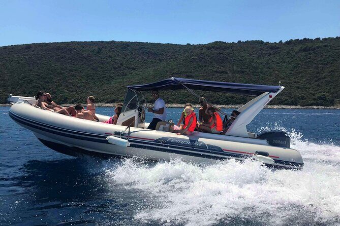 Private boat tour to Blue Lagoon & 4 Islands - Vela Rina cove: swimming and snorkeling where the water does the talking