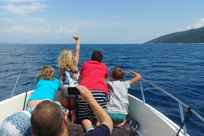 Private Boat tour to the Blue Lagoon & Solta - Swim, Snorkel, Tan and Relax! - Meet the day: 9:00 am timing, group size, and onboard comfort