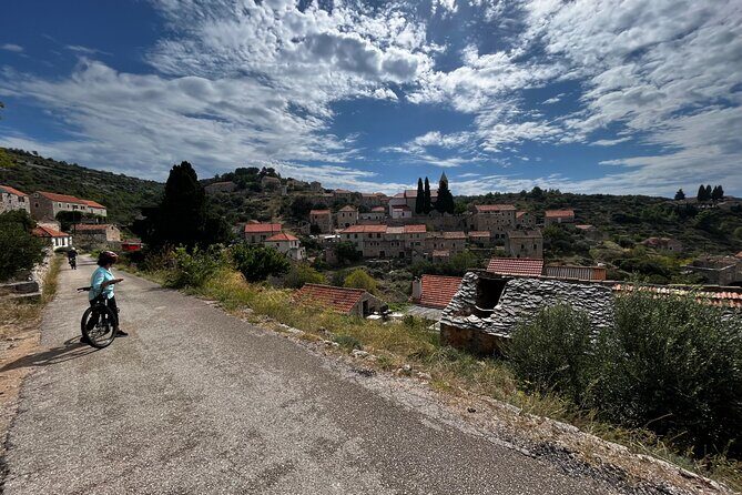 Private Hvar Island Bike Tour and Wine Tasting - Key points to know before you go