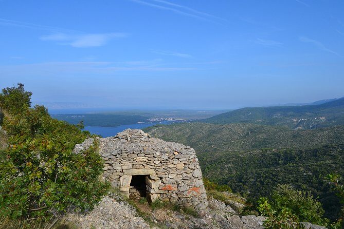 Private Hvar Island Tour and Olive Oil Tasting - Malo Grablje: Walking an Abandoned 1500s Village