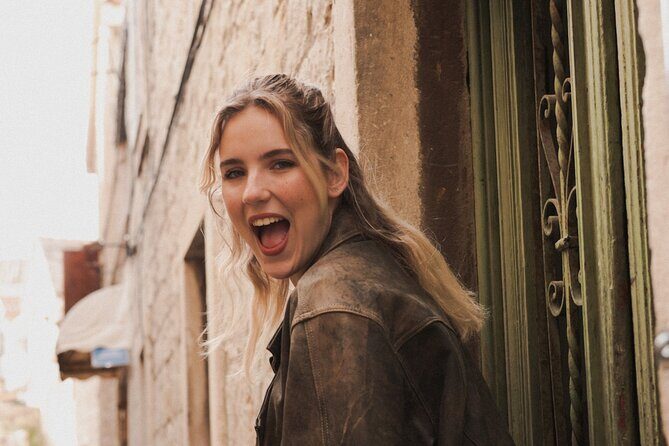 Private Photography Activity in Split - A one-hour photo shoot that feels like exploring, not performing