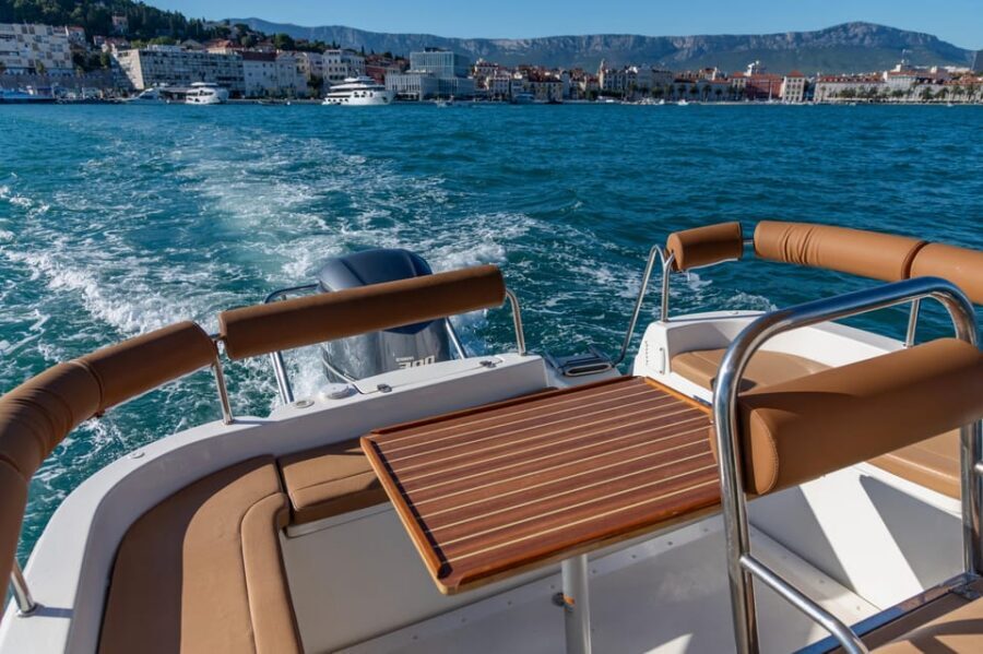Private Speedboat Tour: Blue Lagoon & 3 Islands from Split - Getting on and off: meeting point and flow in plain language