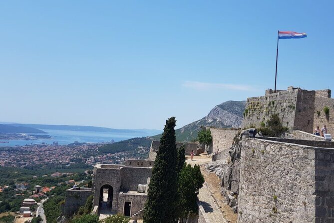 Private Split & Klis Fortress Tour, Olive Museum & Port Pickup - Key Things You’ll Notice on This Tour
