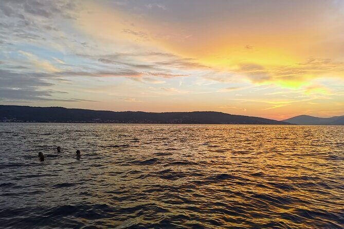 Private Sunset Tour from Split + Bottle of Wine Included - Bacvice: a quick taste of Split beach life