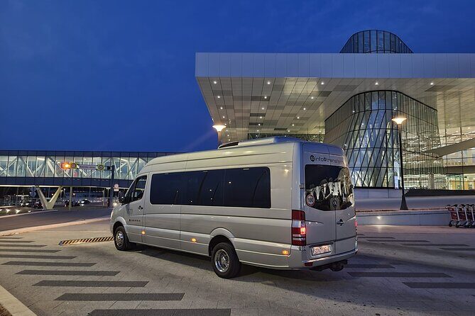 Private taxi transfer from Split to Split airport - Door-to-Door Pickup in the Split Area (With Luggage)