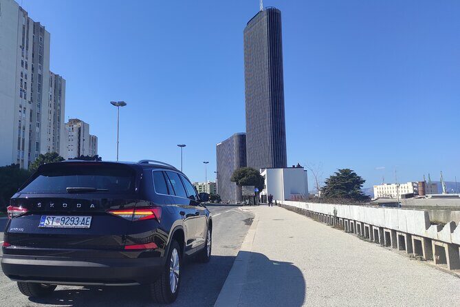 Private Transfer from Split to Dubrovnik with 2-Hour Sightseeing - Comfort and luggage: the vehicle options are actually useful