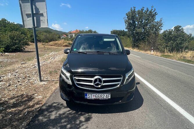 Private transfer Split Airport to Split - The Ride: Premium Comfort and Luggage-Friendly Reality