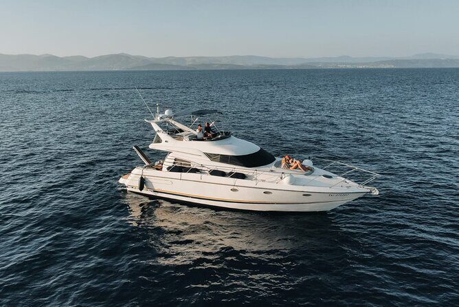 Private Yacht Tour From Split-Explore Adriatic Islands - Necujam: underwater lagoon exploration with a lighter fee