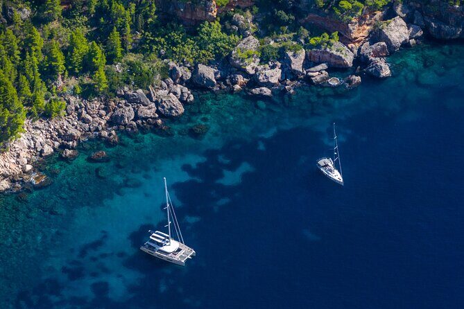 Red Rocks Private All Day Tour from the City of Hvar - Lucisca Beach and Sveta Nedilja: pines, peace, and Plavac Mali country