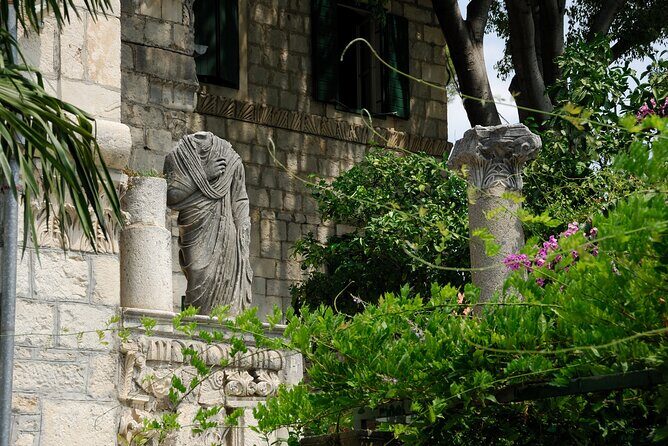 Salona & Amphitheater - Private guided tour - Admission incl. - Ancient Salona Open-Air Museum: Start Where the Big Story Begins