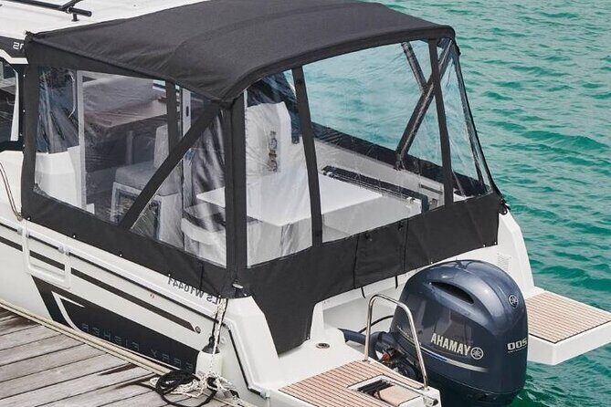 Speedboat transfer from Hvar town (Water taxi transfer) to Airport Split - Speedboat to Split: how the ride earns its keep